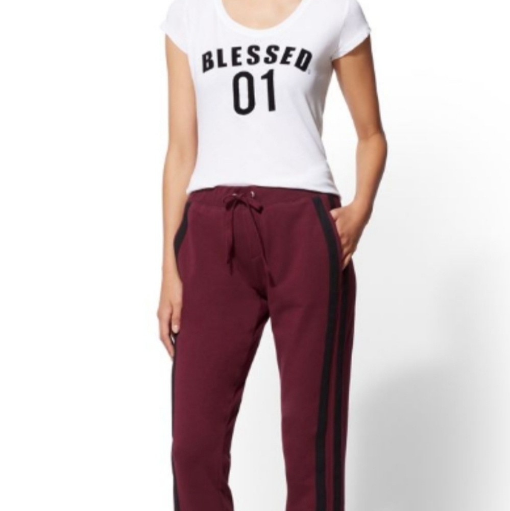 BLESSED LOGO TSHIRT - Picture 2 of 3
